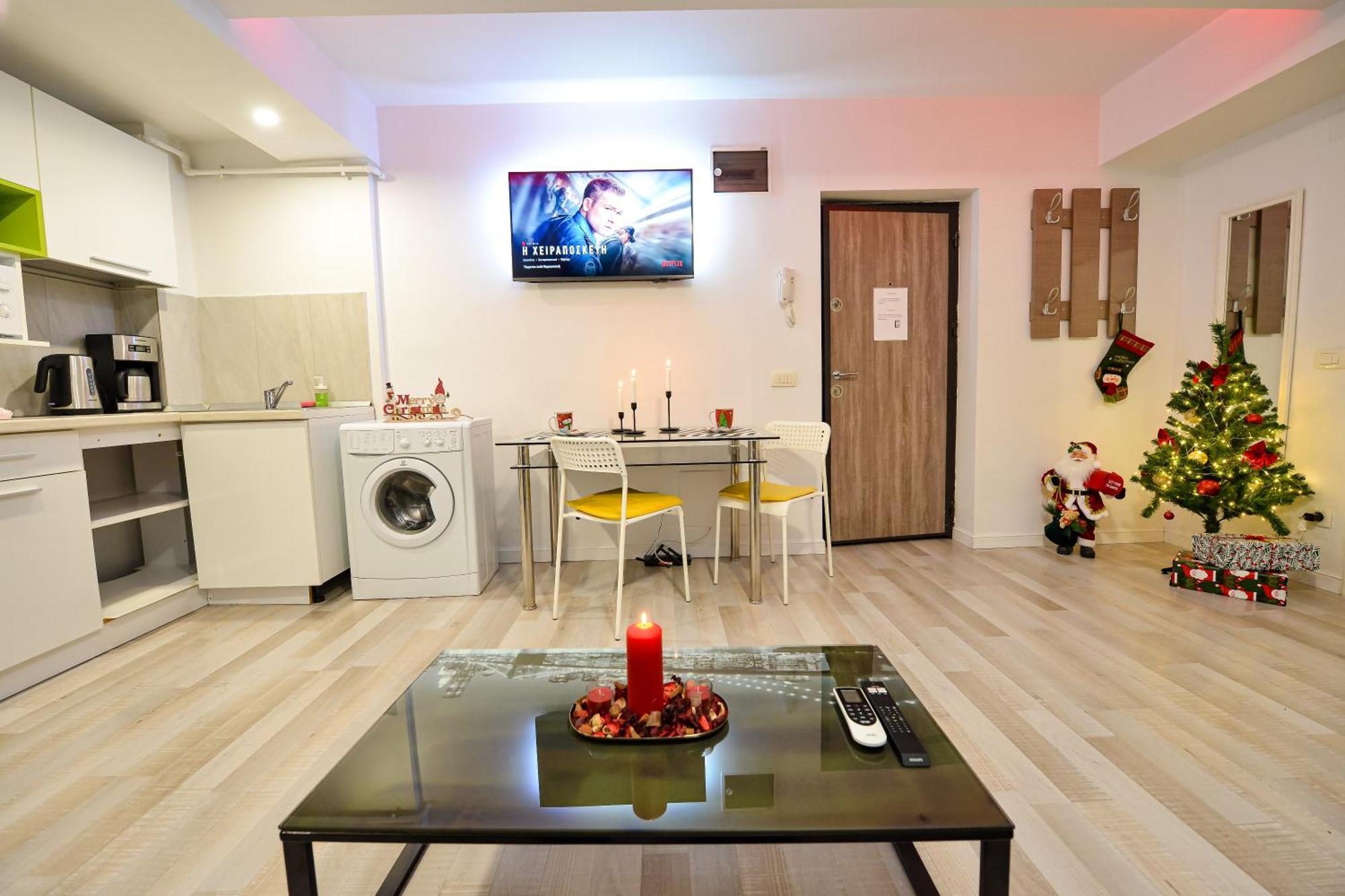 City Center Suite With Terrace Bucureşti Ngoại thất bức ảnh