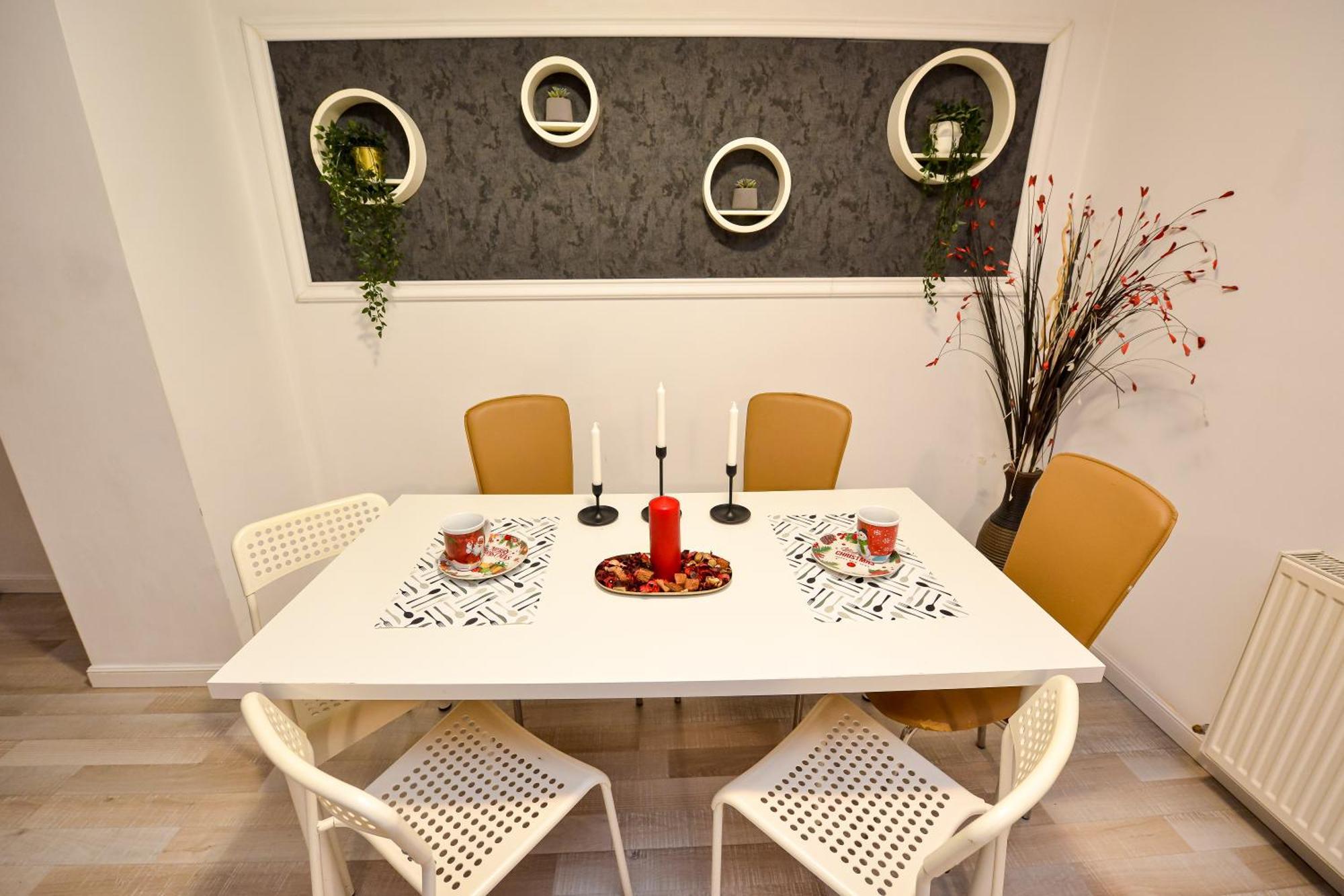 City Center Suite With Terrace Bucureşti Ngoại thất bức ảnh